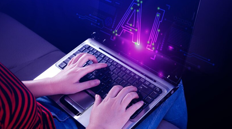 Leveraging ChatGPT for Seamless Facebook Ad Creation: Boost Performance with AI-generated Prompts & Mockups